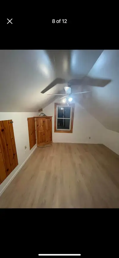 Room available in sharing close to various bus stops tim hortons 15 minutes walk to downtown and tra...