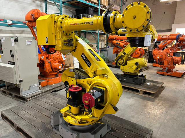 2011 Fanuc R-2000iB 210F Industrial Robot Arm in Other Business & Industrial in Oshawa / Durham Region - Image 3