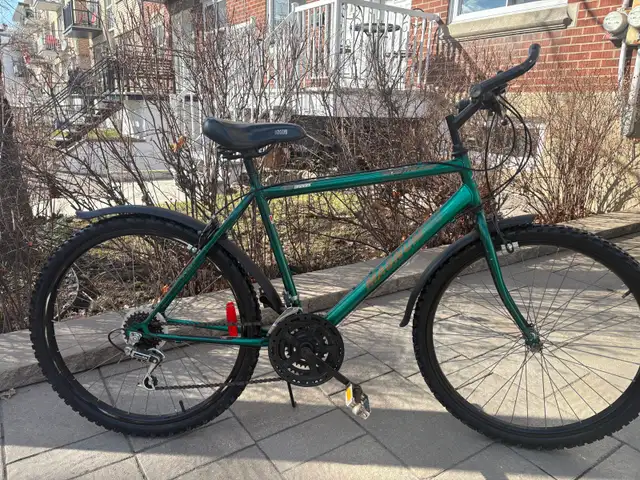 VÉLO NORTHLAND 18 vitesses in Road in City of Montréal - Image 3