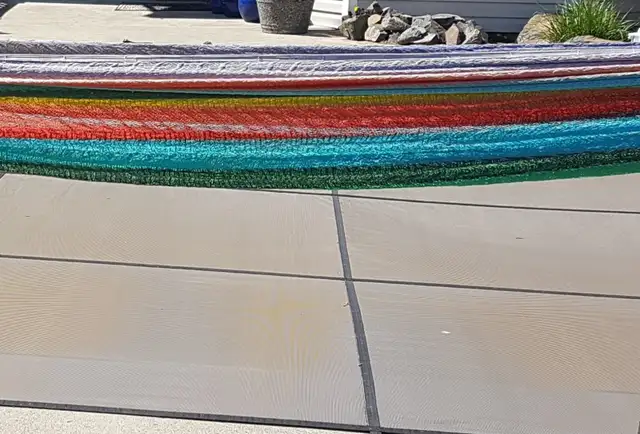 Vivere Canada Steel 3-Beam Hammock Stand with Mayan Hammock in Patio & Garden Furniture in Kamloops - Image 4