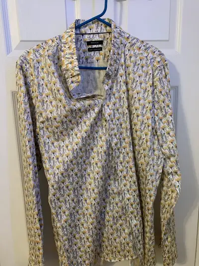 RW&CO Slim Fit Men’s Floral Shirt Great condition , View more