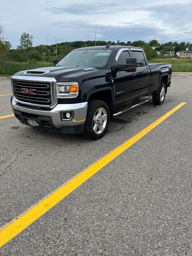 2018 2500hd duramax in Cars & Trucks in Oakville / Halton Region