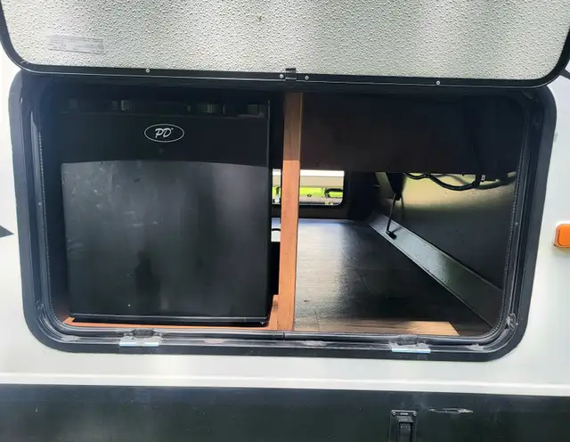 2017 Jayco White Hawk 28 DSBH travel trailer in Other in Hamilton - Image 9