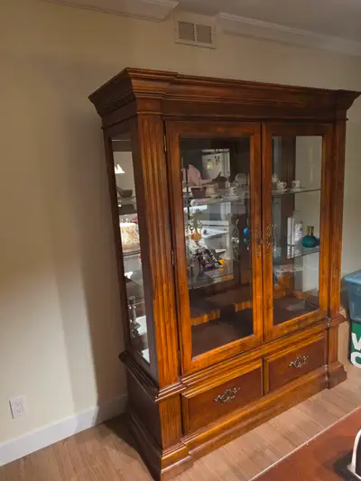 Armoire à vaisselle en bois massif, View more