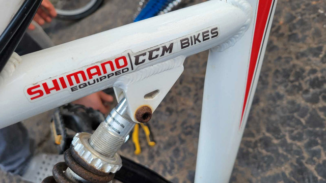 CCM Alpine Bicycle in Mountain in St. Catharines - Image 3