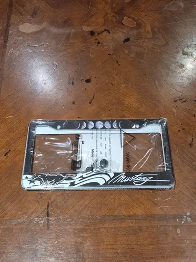 FORD MUSTANG LICENSE PLATE FRAMES NEW IN PACKAGE X 2, View more