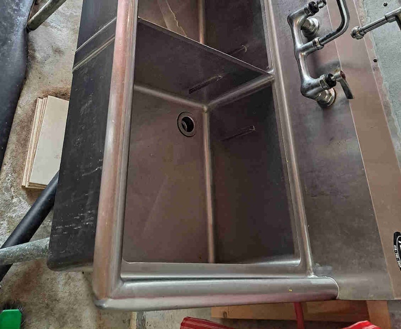 Comersial sink(double) Industrial Kitchen Supplies Markham / York