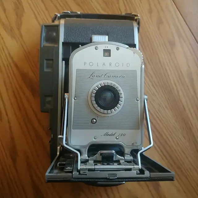 Polaroid Land camera in Cameras & Camcorders in Winnipeg - Image 3