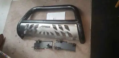 Used for 1 year, great shape, all mounting hardware and instructions included. Fits 2007-2018 Chev S...