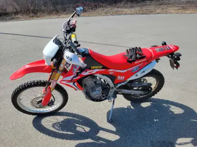2017 Honda CRF L 250 with 6,000 km. Has been well maintained its whole life. Runs immaculate. Lots o...