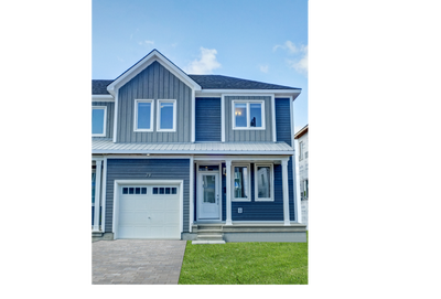 Available February 1st - End unit Caivan townhome for rent in Ottawa (Richmond)! This contemporary f...