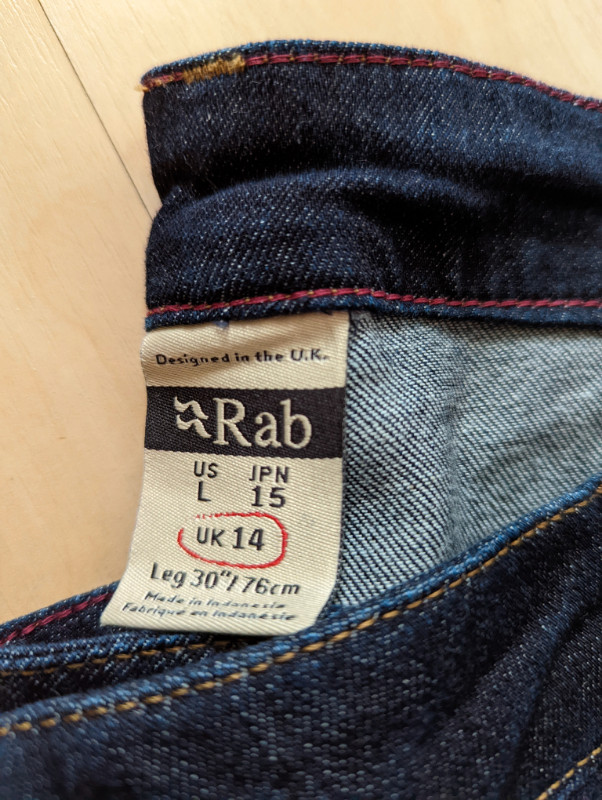 Jeans RAB Slim chance NEUFS dans Femmes - Pantalons et shorts  à Drummondville - Image 3