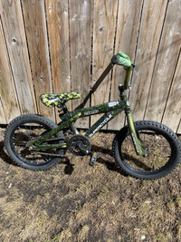 Kids Supercycle 16” Camo bike