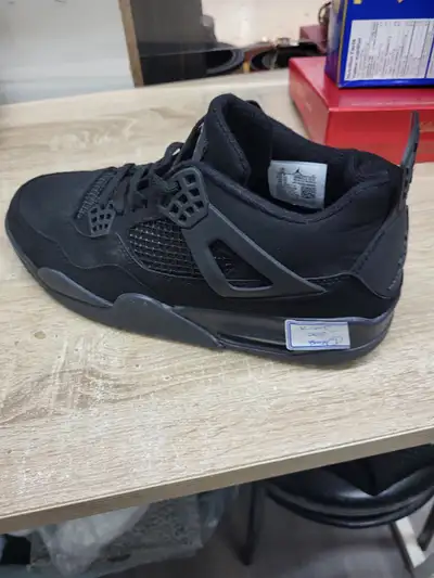 Jordan 4 black cat men size 10, View more