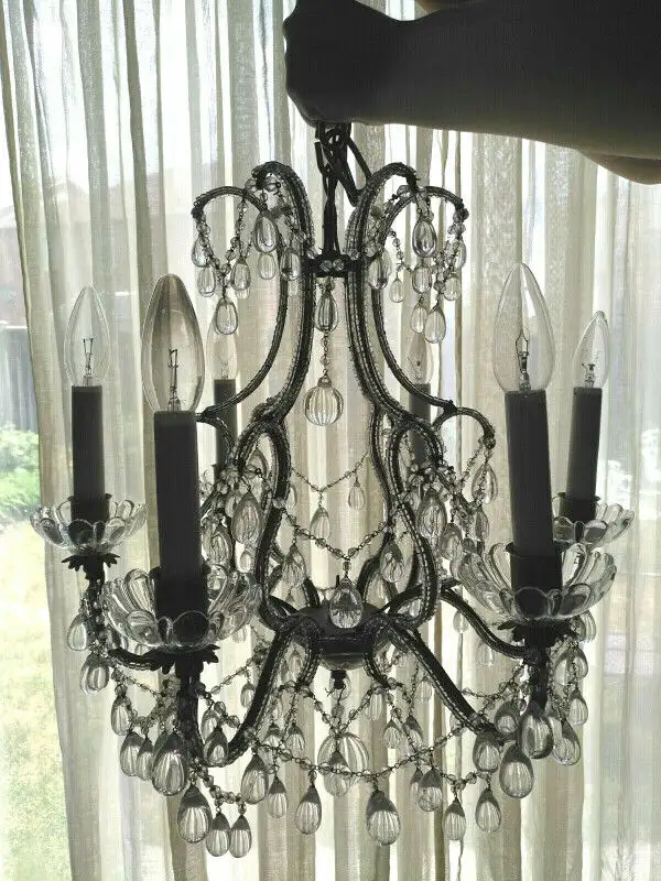 Italian Chandelier6 LightBlown Glass Drops Macaroni Beads in Indoor Lighting & Fans in Markham / York Region - Image 10