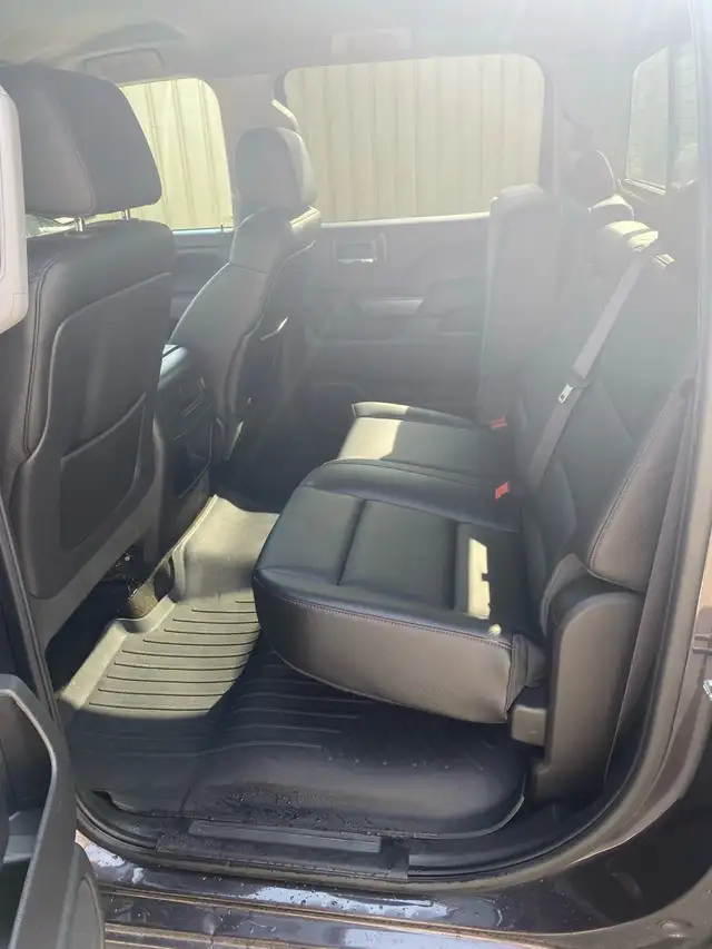 2014 GMC SIERRA ALL TERRAIN SLT C/CAB 4X4 "EXCELLENT CONDITION" in Cars & Trucks in Edmonton - Image 10