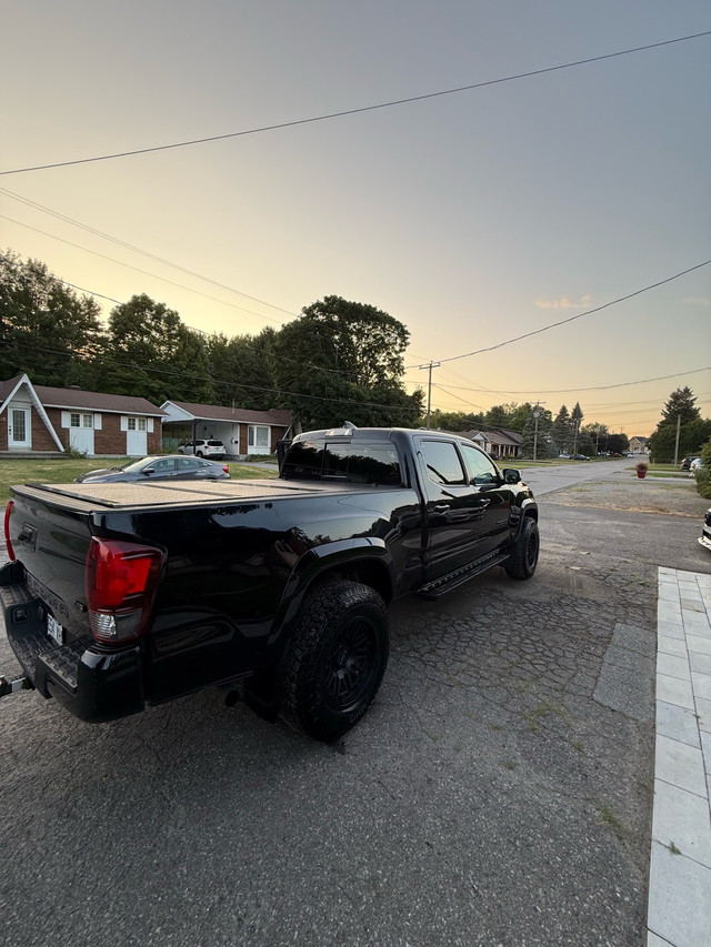 2018 Toyota Tacoma TRD Sport in Cars & Trucks in Gatineau - Image 3