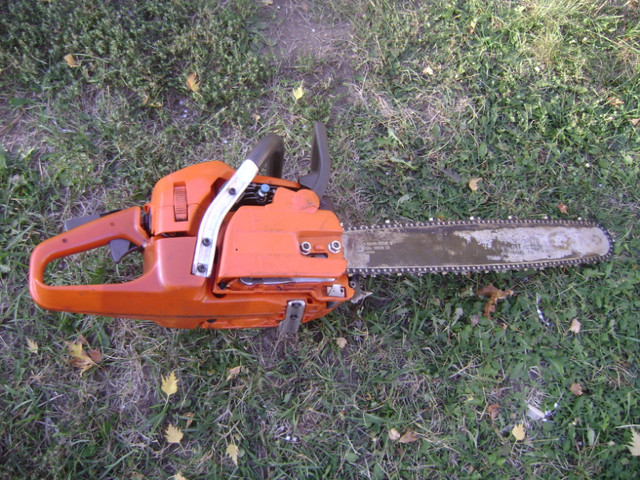 Husqvarna 359 chainsaw in Power Tools in Penticton - Image 2