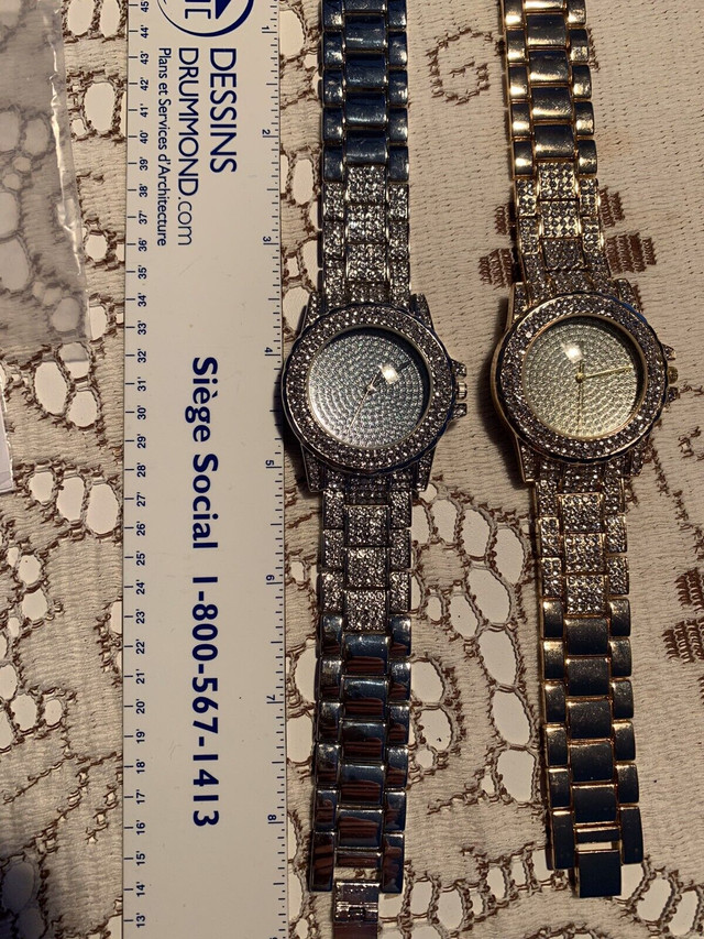 2 montres mixes dans Bijoux et montres  à Ville de Québec - Image 3