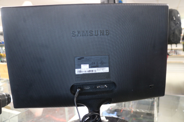 Samsung 20" Monitor [s20d300hy] ** Base is loose ** (#4450) in Other in City of Halifax - Image 2