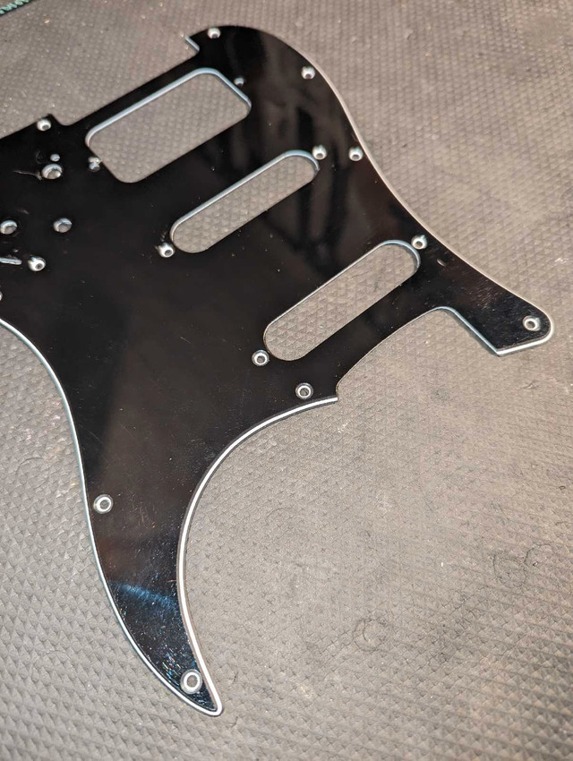 Custom Triple Ply Fat Strat Pickguard with Mini Toggle Options  in Guitars in Winnipeg - Image 4