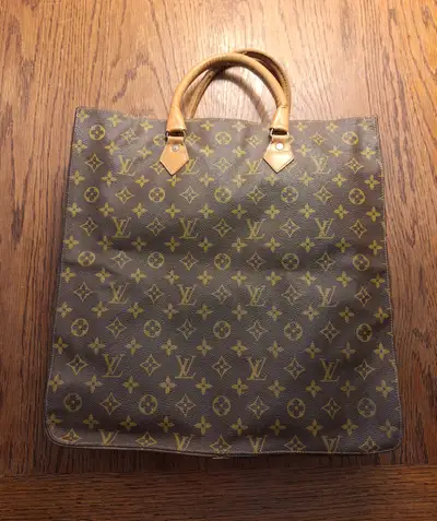 Louis Vuitton Shopping Bag Classic Monogram Coated Canvas Tote As found in Gramma’s closet. Cannot a...