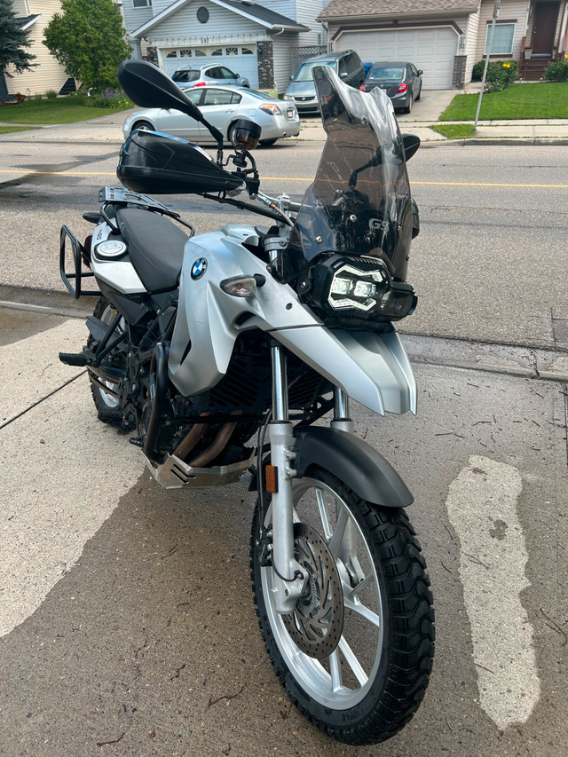 2010 BMW F650GS (800cc Parallel Twin) in Street, Cruisers & Choppers in Calgary - Image 2