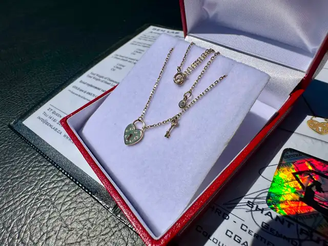 #642 14kt Yellow Gold Lock & Key Diamond Pendant Necklace 16-18” in Jewellery & Watches in St. Catharines - Image 9