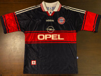 1997-1998 Vintage Bayern Munich Home Soccer Jersey – Size Large