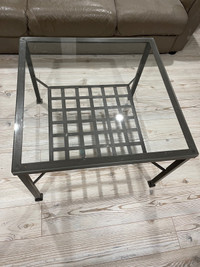 Glass coffee table 26 3/4 x 26 3/4 x 19 inches high
