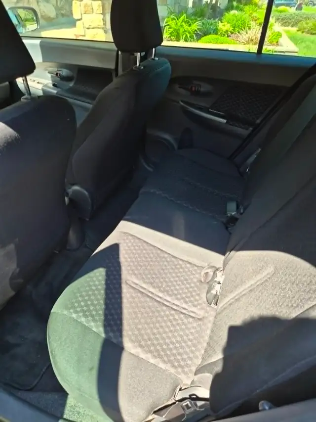 Scion xD 2011 in Cars & Trucks in Laurentides - Image 7