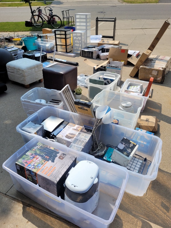 GARAGE SALE!!!!!¡ Garage Sales Woodstock Kijiji