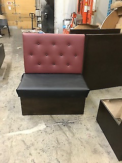 Rembourrage meubles, chaises et banquettes dans Mobilier de salle à manger et cuisine  à Ville de Montréal - Image 2