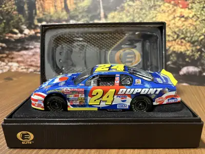NASCAR Action Élite 1/24 #24 Jeff Gordon 2002, View more