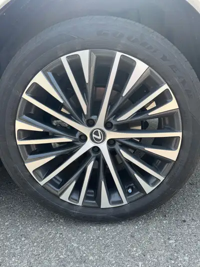 235/50R/21 only have about 8000 km on them like new. $ 2250