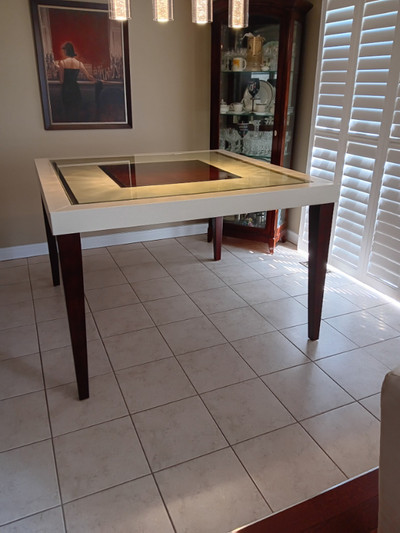 COUNTER HEIGHT (36") DINING TABLE