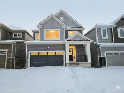 Welcome to your brand new home! This modern energy-efficient detached house in Cityscape NE offers t...