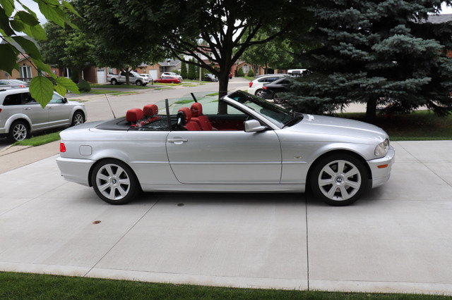 2003 BMW 330Ci convertible for sale in Cars & Trucks in Hamilton - Image 2