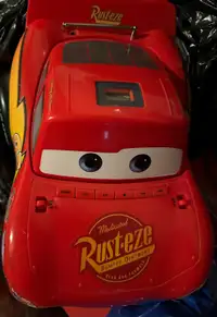 Disney Pixar Cars Lightning McQueen Radio CD Player