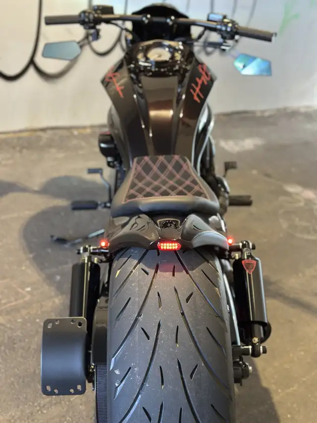 2008 VRod NightRod Special With Low Kms Brand New Build in Street, Cruisers & Choppers in Oakville / Halton Region - Image 8