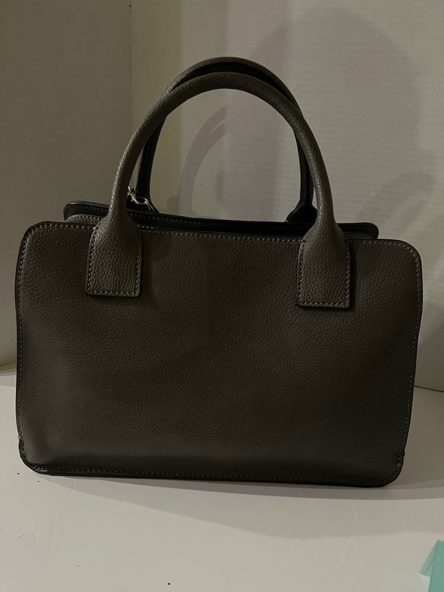  Matching Guess purse and wallet  in Other in Oshawa / Durham Region - Image 3