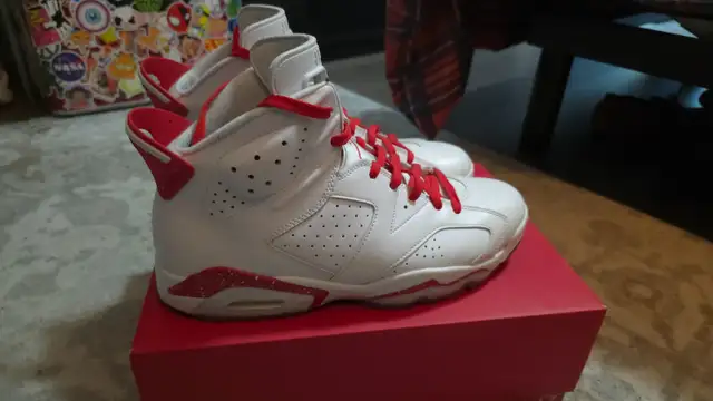 Jordan 6 'Red Oreo' (Size 13) in Men's Shoes in Markham / York Region - Image 4