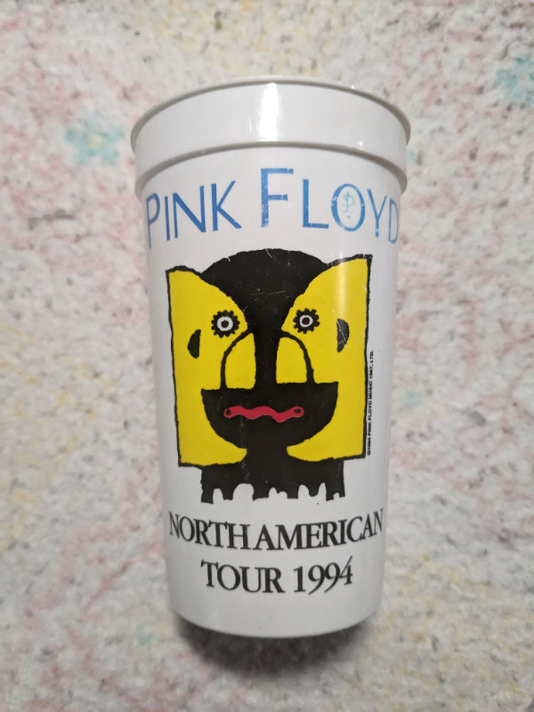 Pink floyd  1994 dans Art et objets de collection  à Ouest de l’Île - Image 3