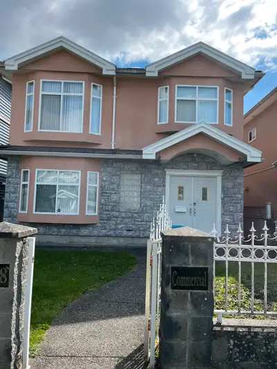3 Bed 2 Bath House