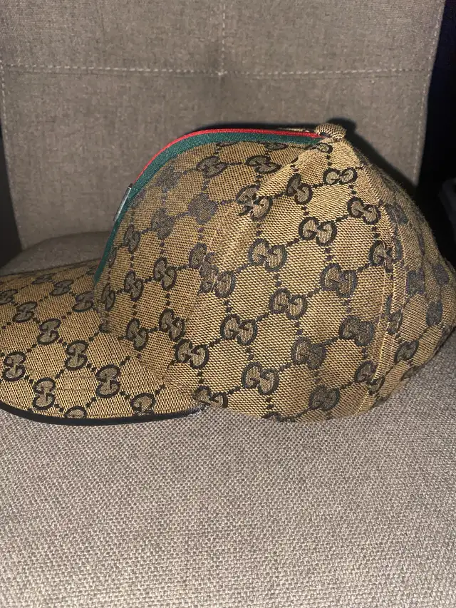 Gucci hat in Other in Lloydminster - Image 3