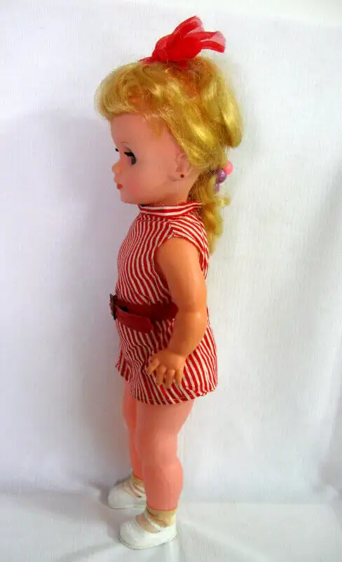 POUPEE 16 POUCES  VINTAGE HONG-KONG c.1970 16INCH DOLL in Arts & Collectibles in West Island - Image 6