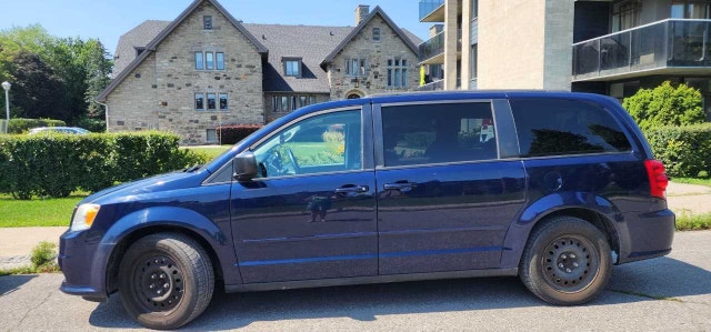 Grand caravan — photo 2
