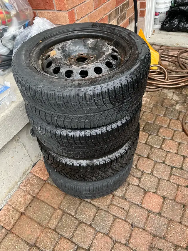 4 X 205/55R16 - Winter Tires with Rims in Tires & Rims in Markham / York Region - Image 3