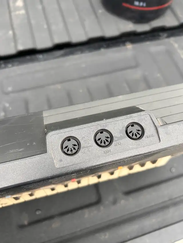 Yamaha PSR-520 Keyboard427545464501053442