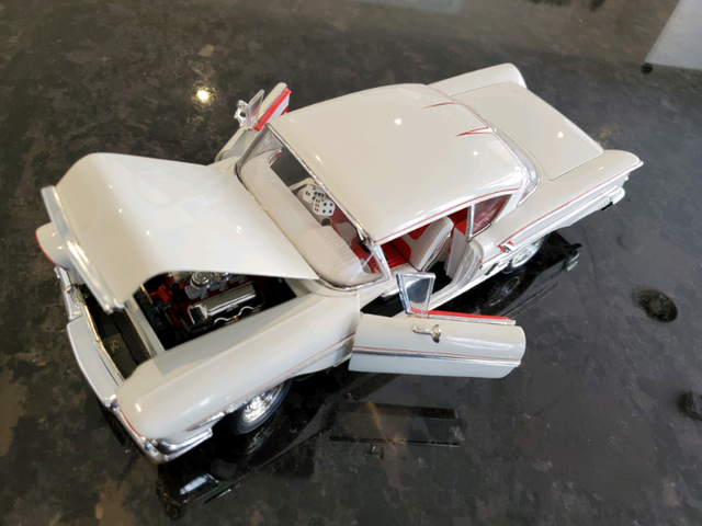 1:18 Diecast ERTL American Graffiti 1958 Impala White Movie Car